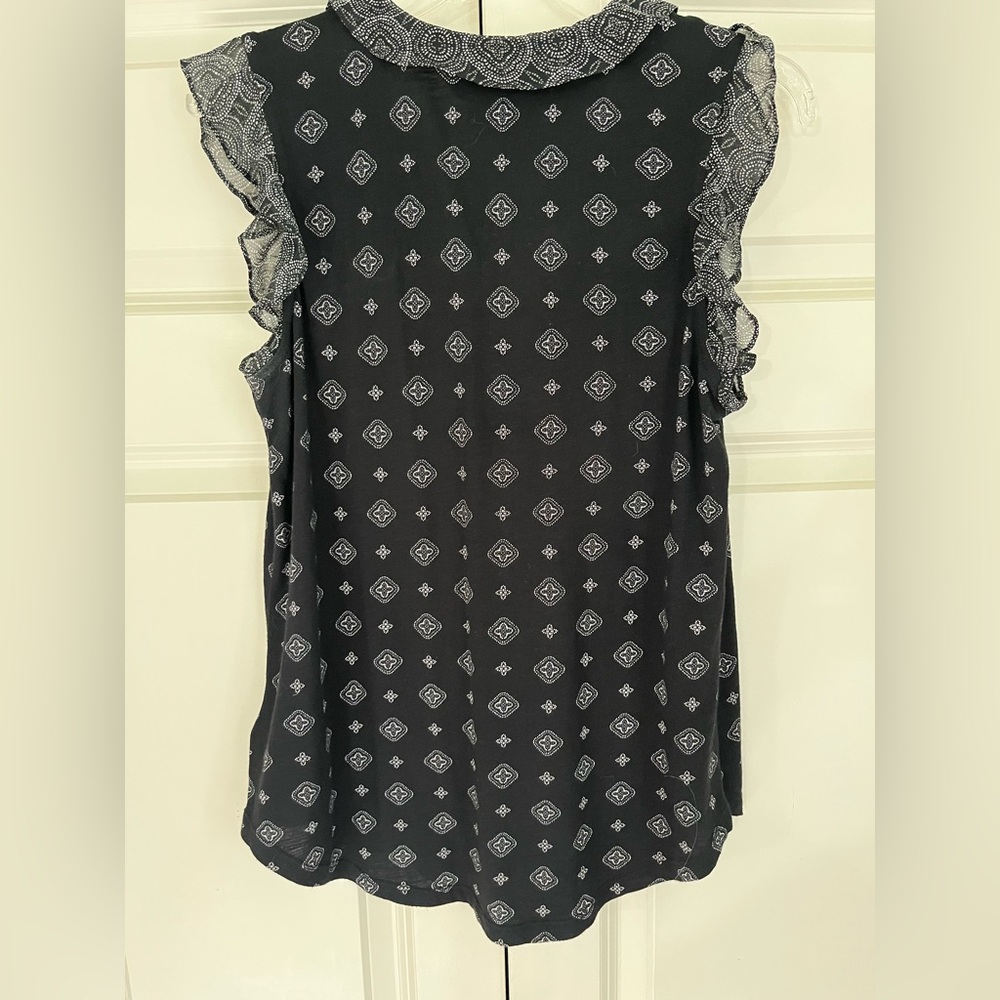 Lucky Brand Mixed Media Black & White Flutter Sleeve Blouse Size Medium - Picture 8 of 15